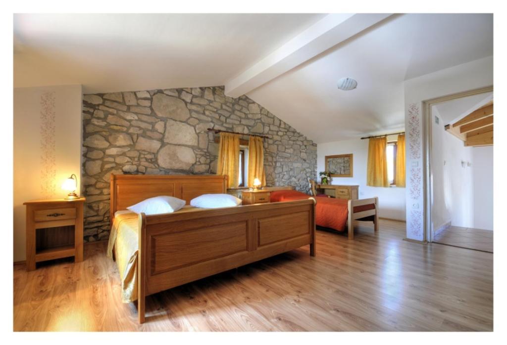 Villa Calussovo Ripenda Kras ภายนอก รูปภาพ