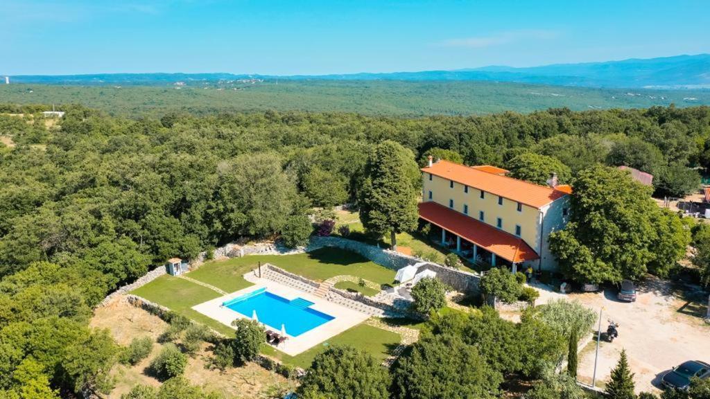 Villa Calussovo Ripenda Kras ภายนอก รูปภาพ